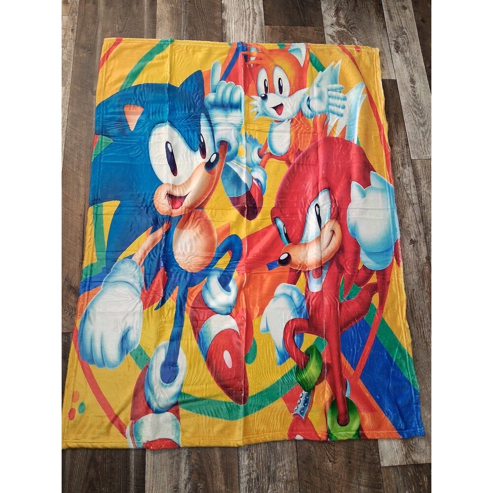NEW! Sonic the Hedgehog 40" x 50" Soft Fleece Blanket, Sonic, Knuckles and Tails